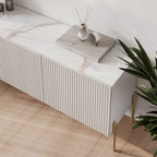 Meuble TV console beige pour téléviseurs jusqu'à 65 po avec pieds en métal au design Art déco