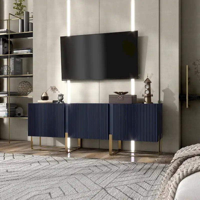 Meuble TV moderne à 3 portes de 150 cm