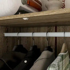 Armoire avec accents en rotin - Organisateur de vêtements spacieux et stylé