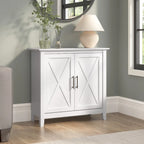 Petit meuble de rangement avec portes