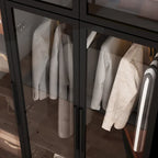 47.2 Armoire large avec éclairage LED et portes entièrement vitrées, pour dressing ou penderie